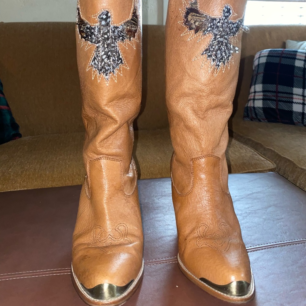 Sexy Tan Cowgirl boots Rare. Feathered bird